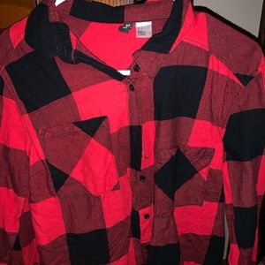 Women’s Black and Red Plaid